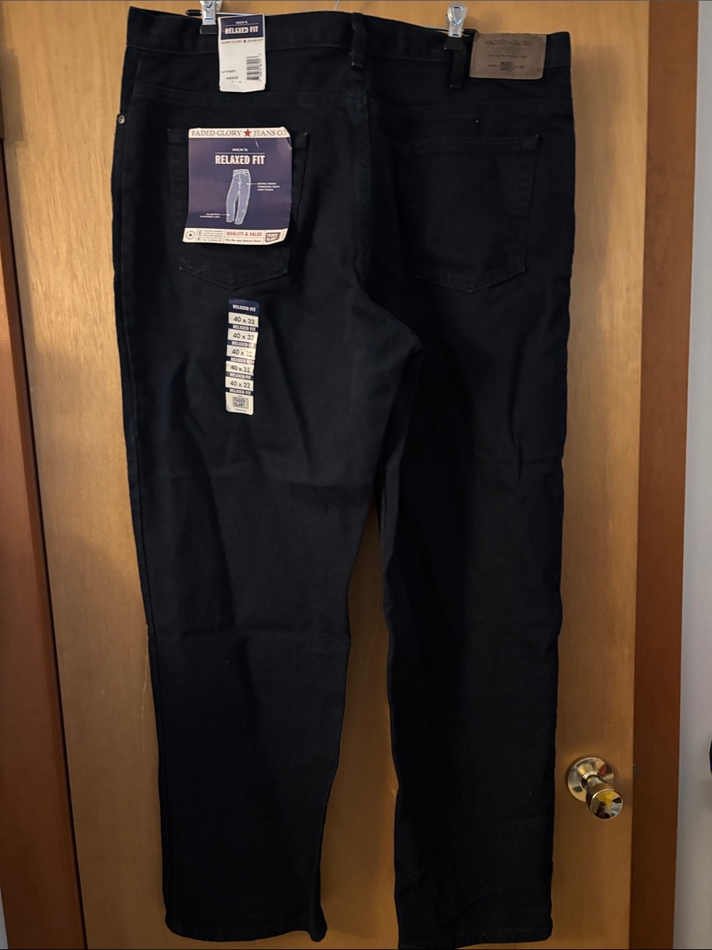 Faded Glory Men's Black Relaxed Fit Jeans - Straight Leg 40x32